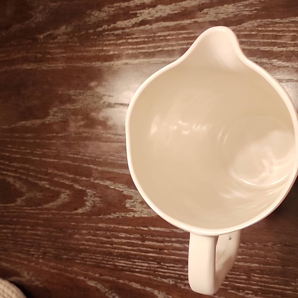 NWOT Rae Dunn Sweet Tea Pitcher - Picture 3 of 5